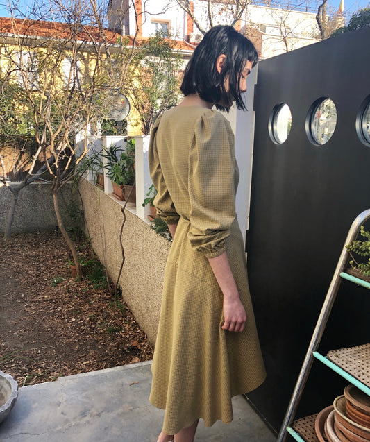 <transcy>AMIRA YELLOW DRESS</transcy>